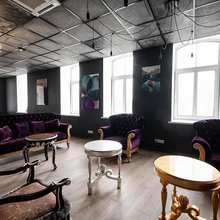 Hedgehogs Backpackers Hostel Хостел *