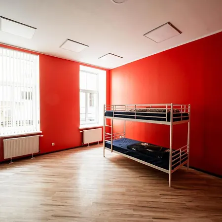 Hedgehogs Backpackers Hostel Хостел