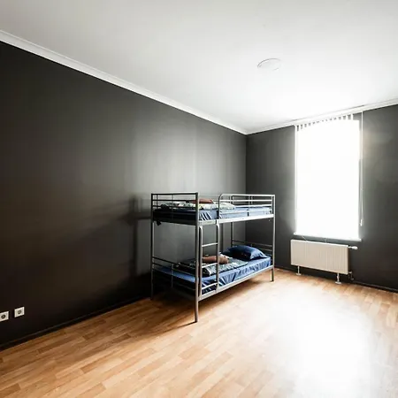 Хостел Hedgehogs Backpackers Hostel
