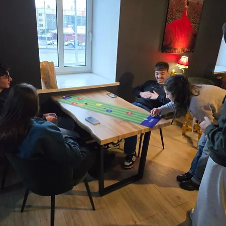 Hedgehogs Backpackers 旅馆 里加