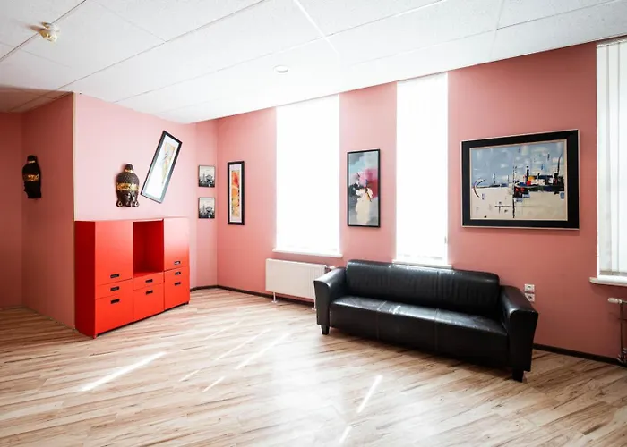 Hedgehogs Backpackers Hostel