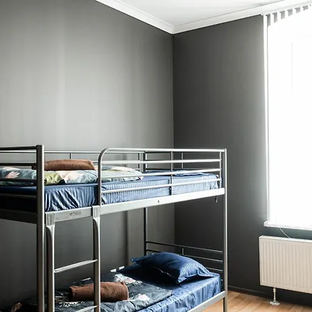 Hedgehogs Backpackers *